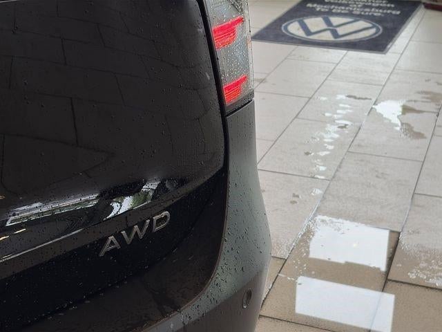 2025 Nissan Kicks SV AWD