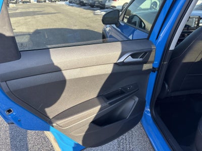 2025 Volkswagen Taos SE Black 4MOTION