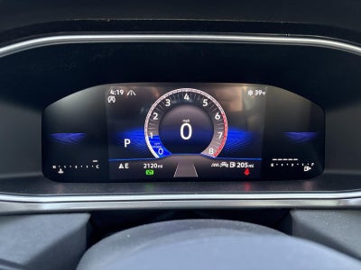 2025 Volkswagen Taos SE Black 4MOTION