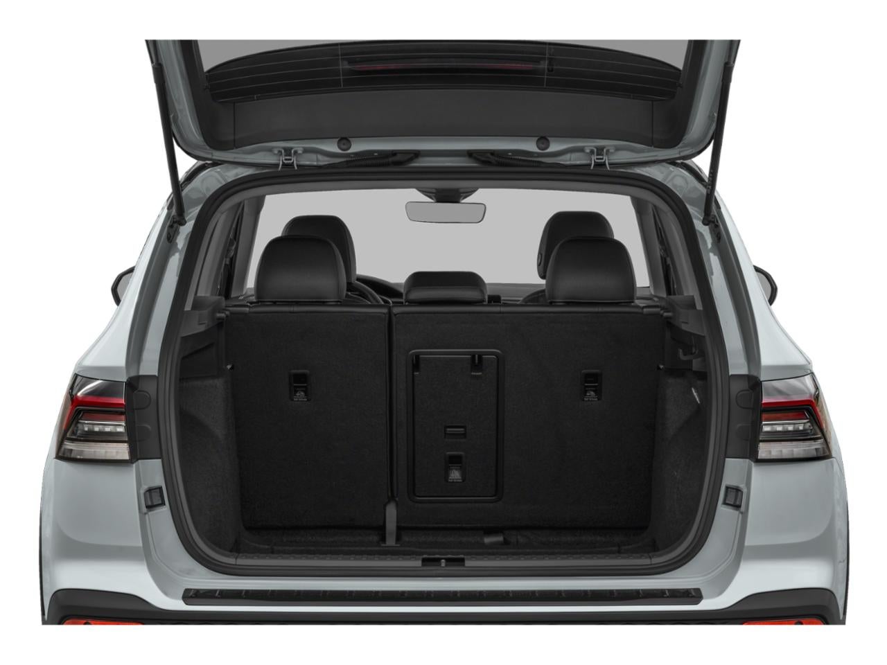 2025 Volkswagen Taos SE Black 4MOTION