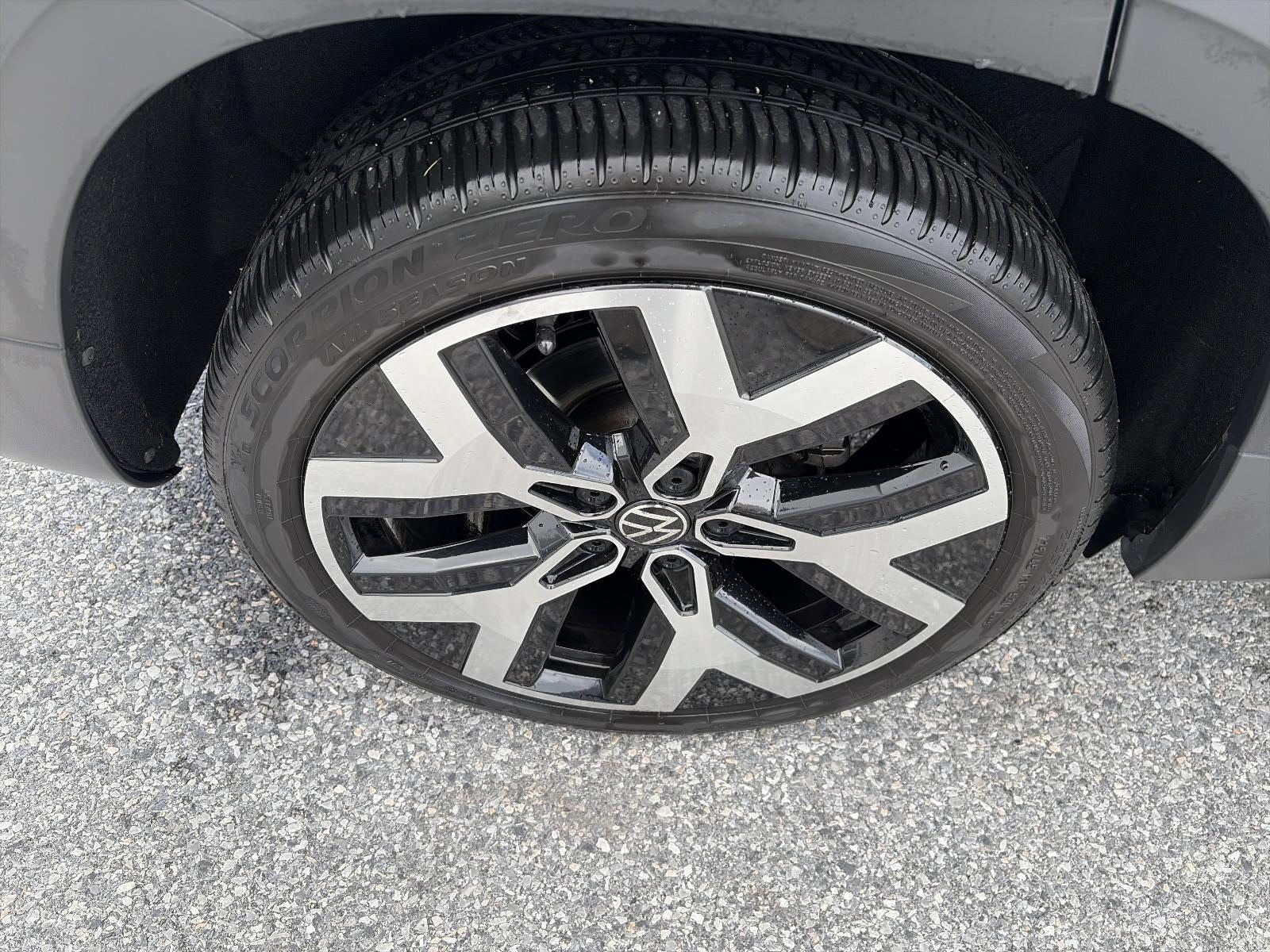 2023 Volkswagen Taos SEL 4MOTION *Ltd Avail*