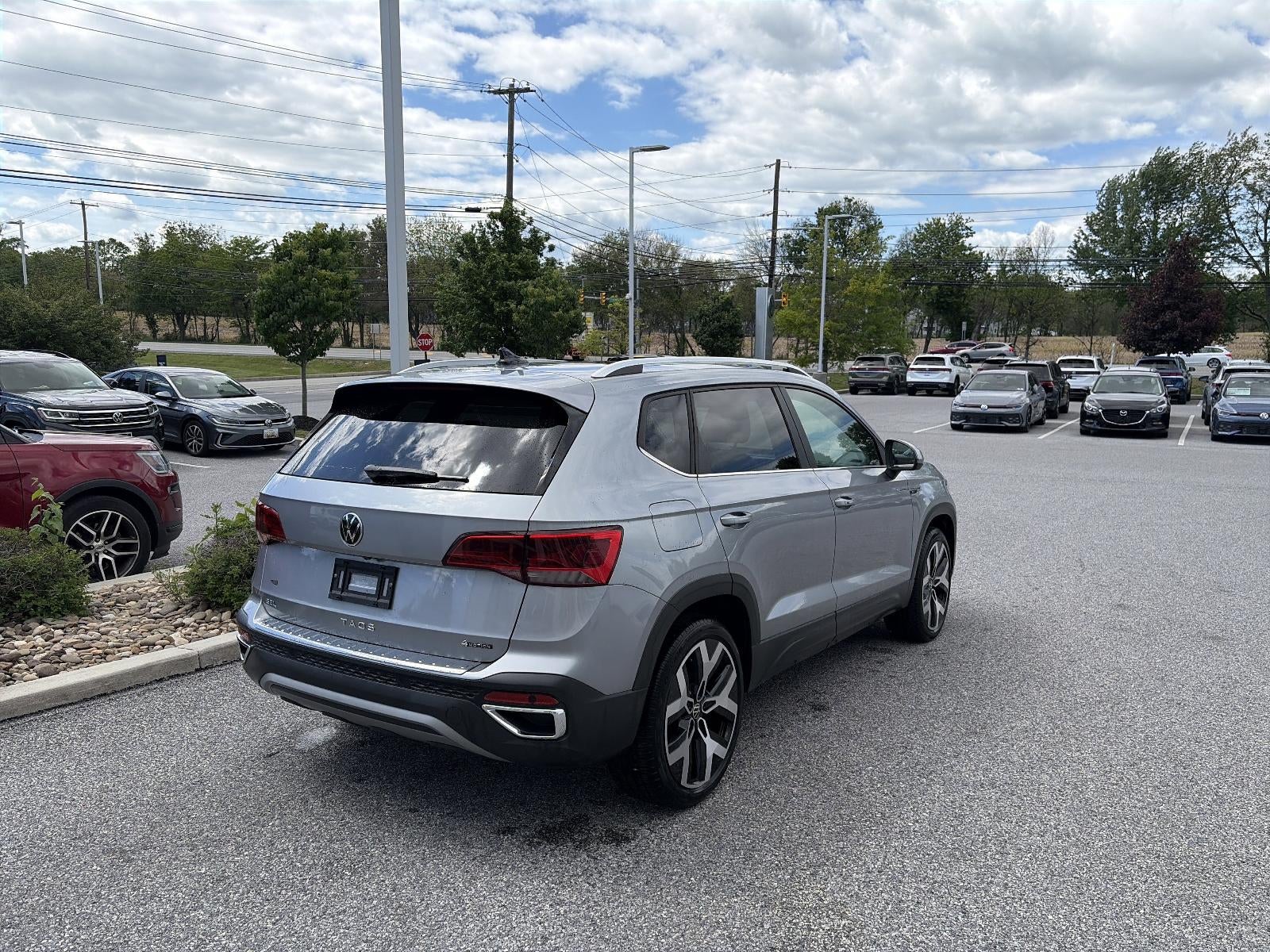 2023 Volkswagen Taos SEL 4MOTION *Ltd Avail*