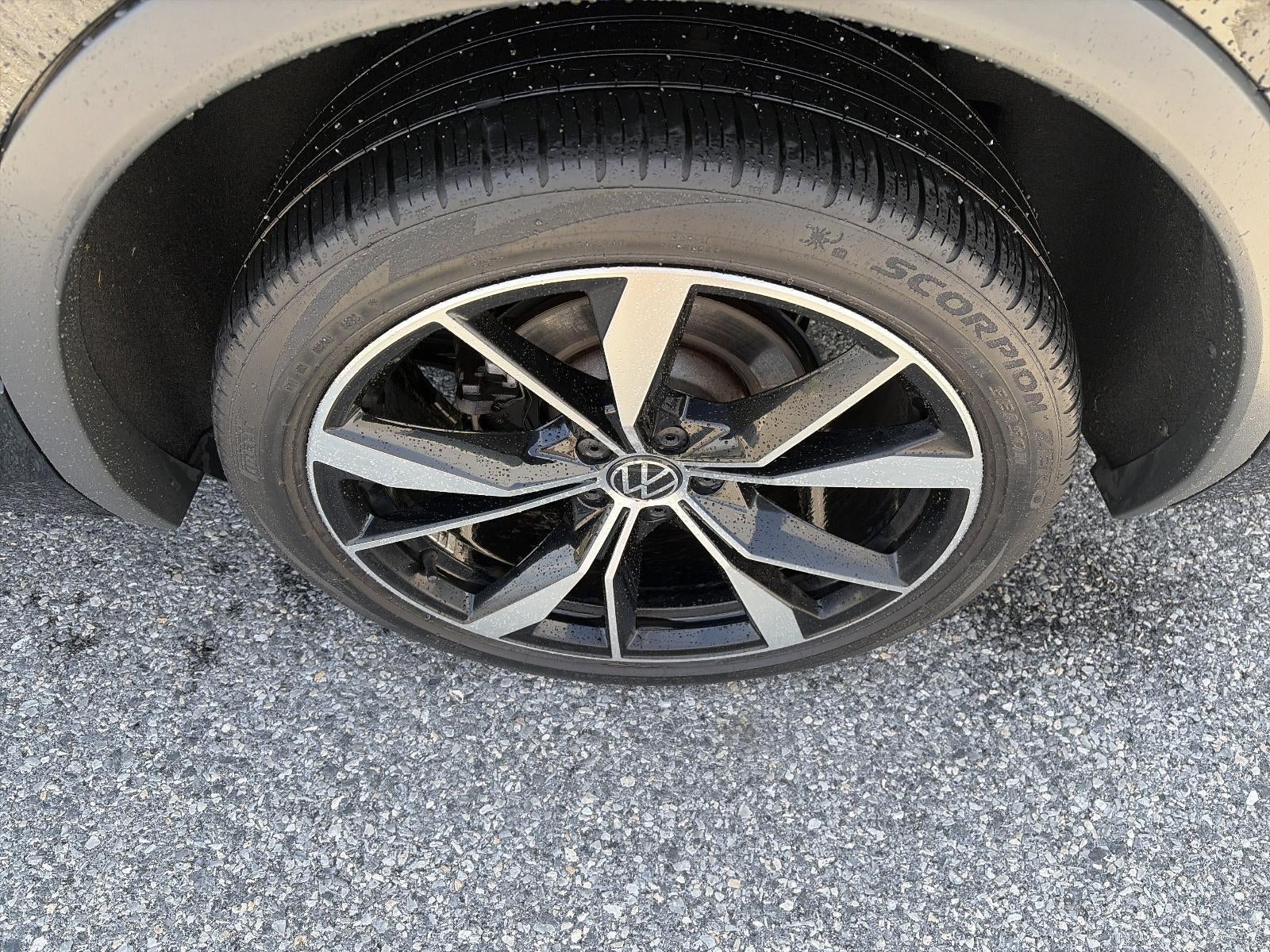 2024 Volkswagen Tiguan 2.0T SEL R-Line 4MOTION