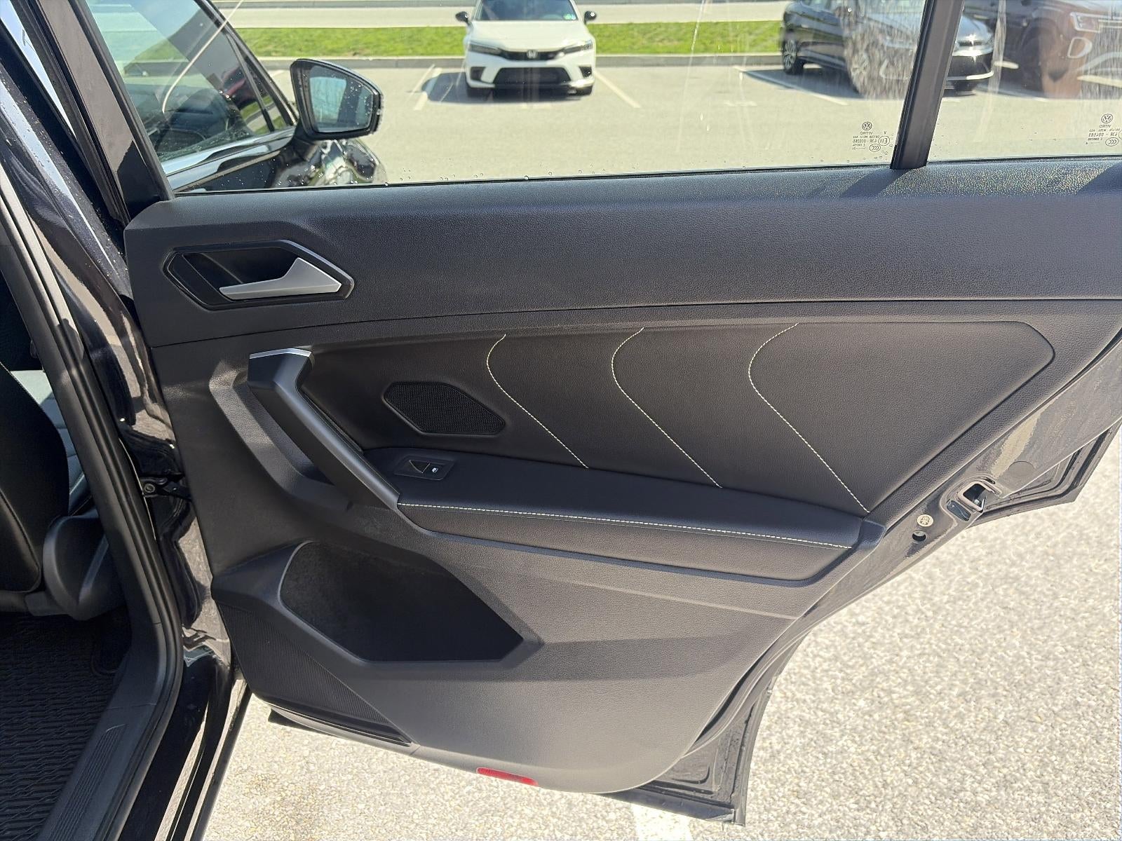 2024 Volkswagen Tiguan 2.0T SEL R-Line 4MOTION