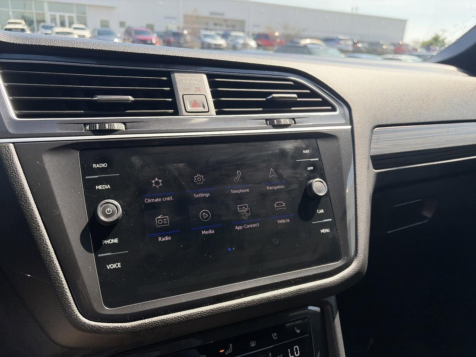 2024 Volkswagen Tiguan 2.0T SEL R-Line 4MOTION