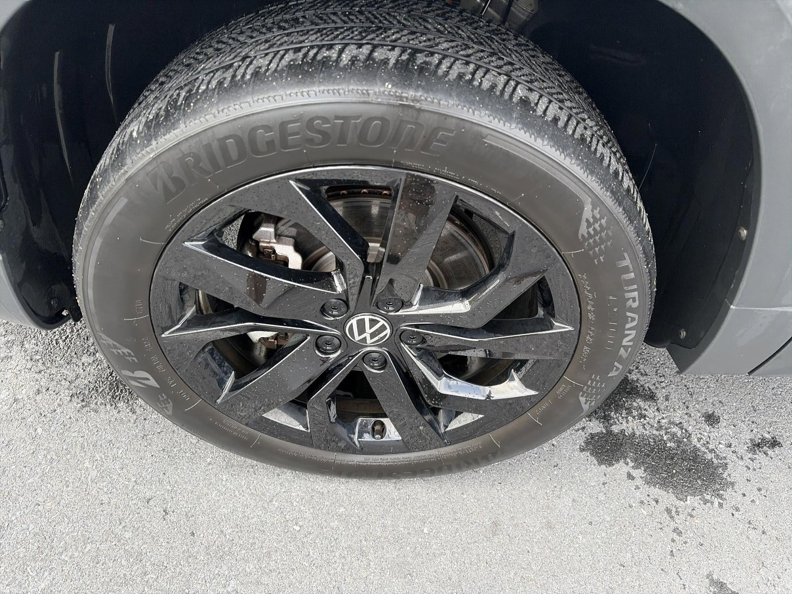 2023 Volkswagen Taos SE 4MOTION *Ltd Avail*