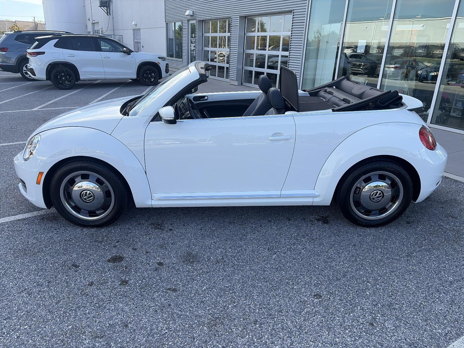 2016 Volkswagen Beetle Convertible 2dr Auto 1.8T Denim PZEV