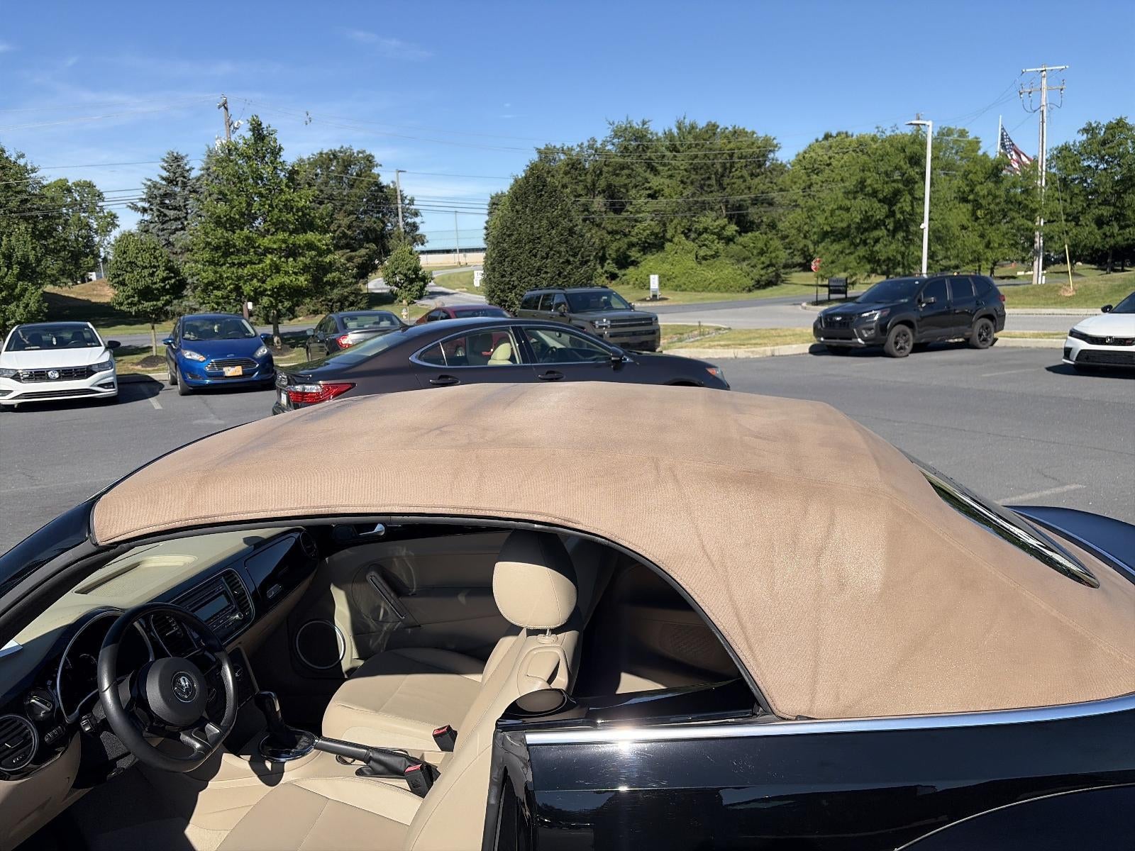 2013 Volkswagen Beetle Convertible 2dr Auto 2.5L PZEV