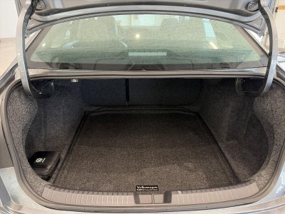 2025 Volkswagen Jetta SE Auto