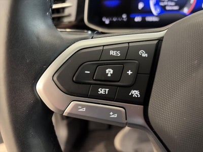 2025 Volkswagen Jetta SE Auto