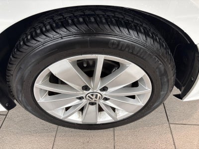 2015 Volkswagen Jetta 4dr Auto 1.8T SE PZEV Sedan