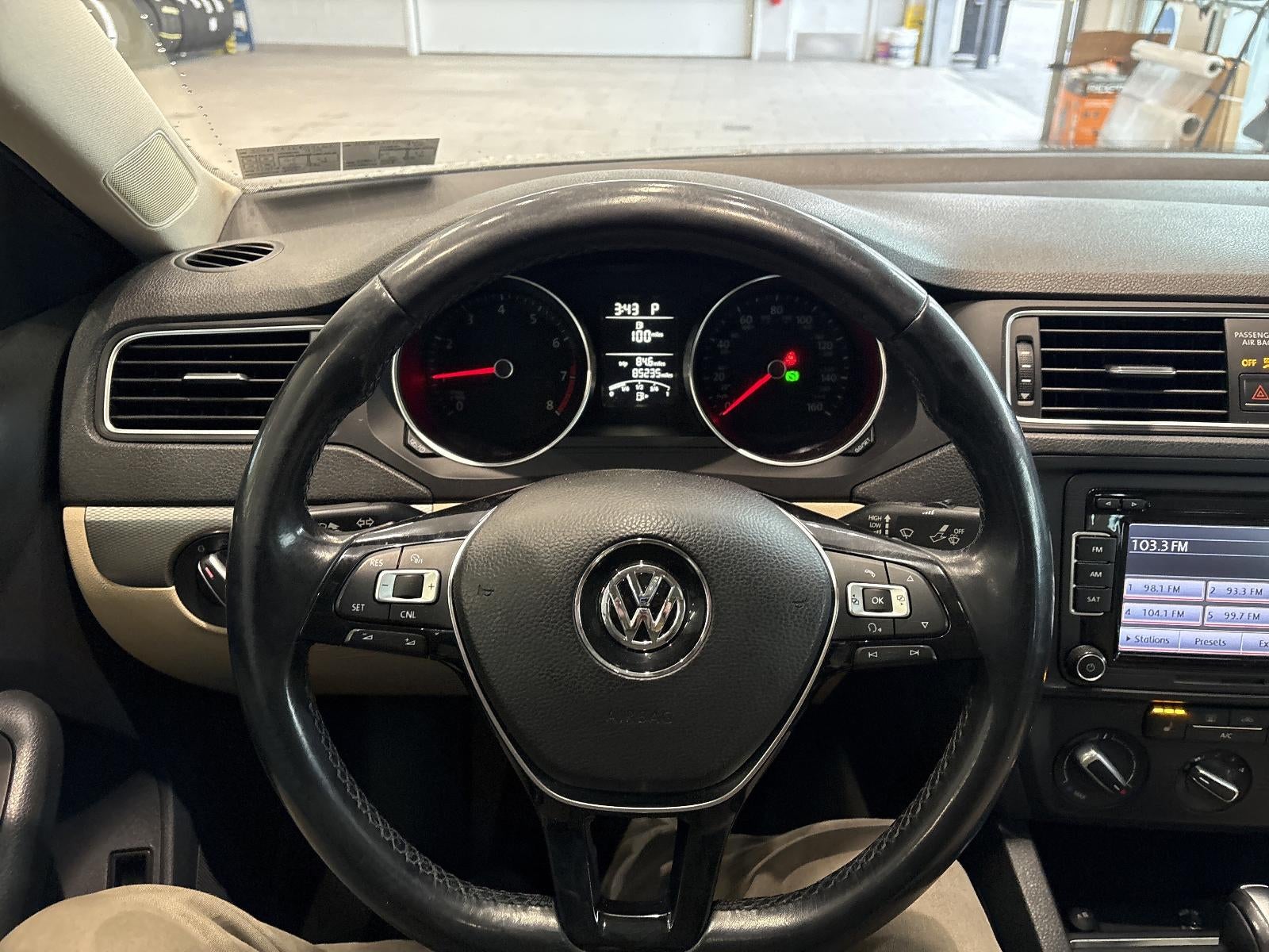 2015 Volkswagen Jetta 4dr Auto 1.8T SE PZEV Sedan