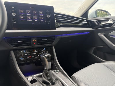 2026 Volkswagen Jetta SEL Auto