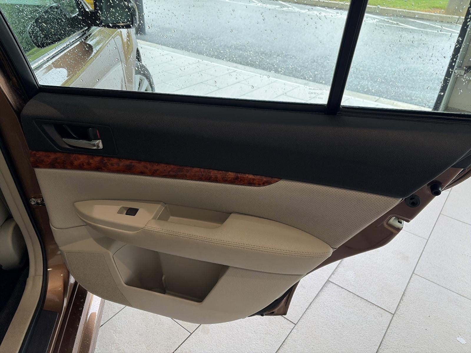 2011 Subaru Legacy 2.5i Limited Power Moonroof