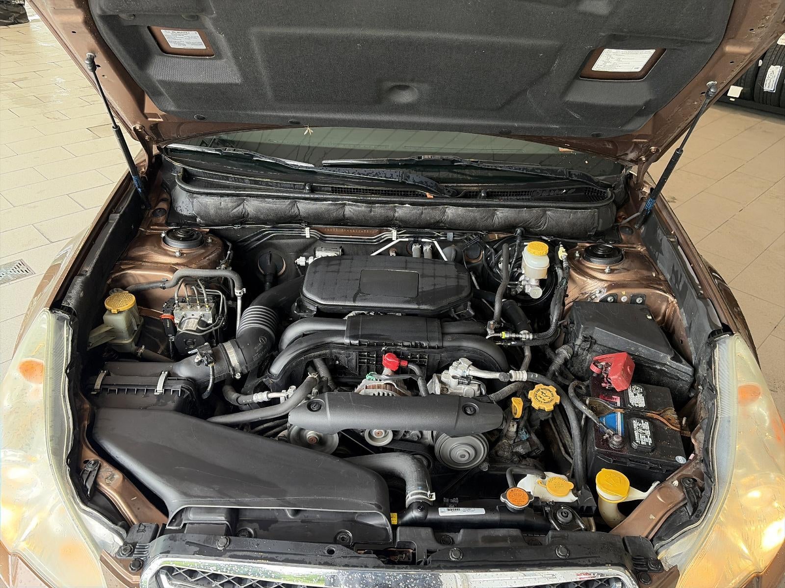 2011 Subaru Legacy 2.5i Limited Power Moonroof