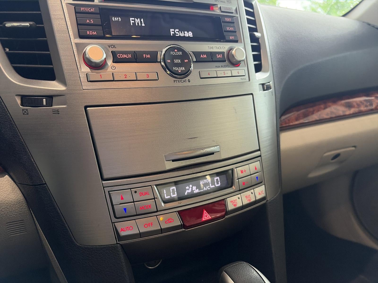 2011 Subaru Legacy 2.5i Limited Power Moonroof