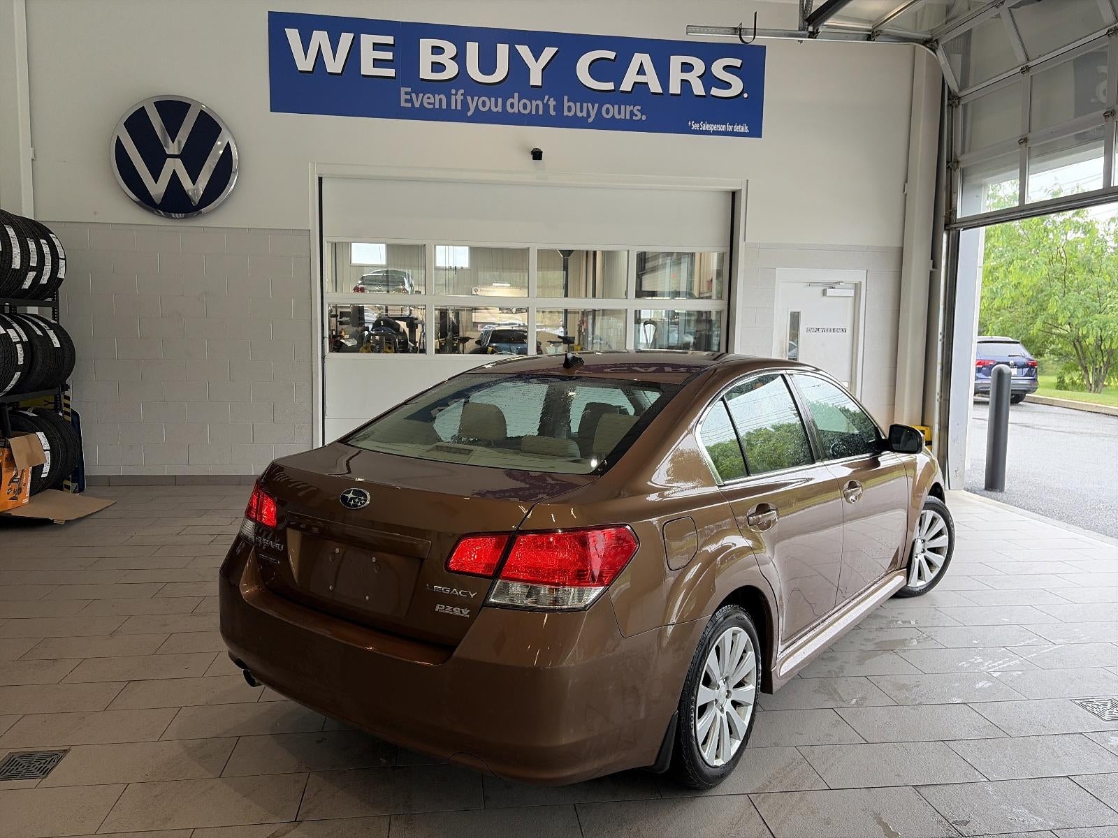 2011 Subaru Legacy 2.5i Limited Power Moonroof