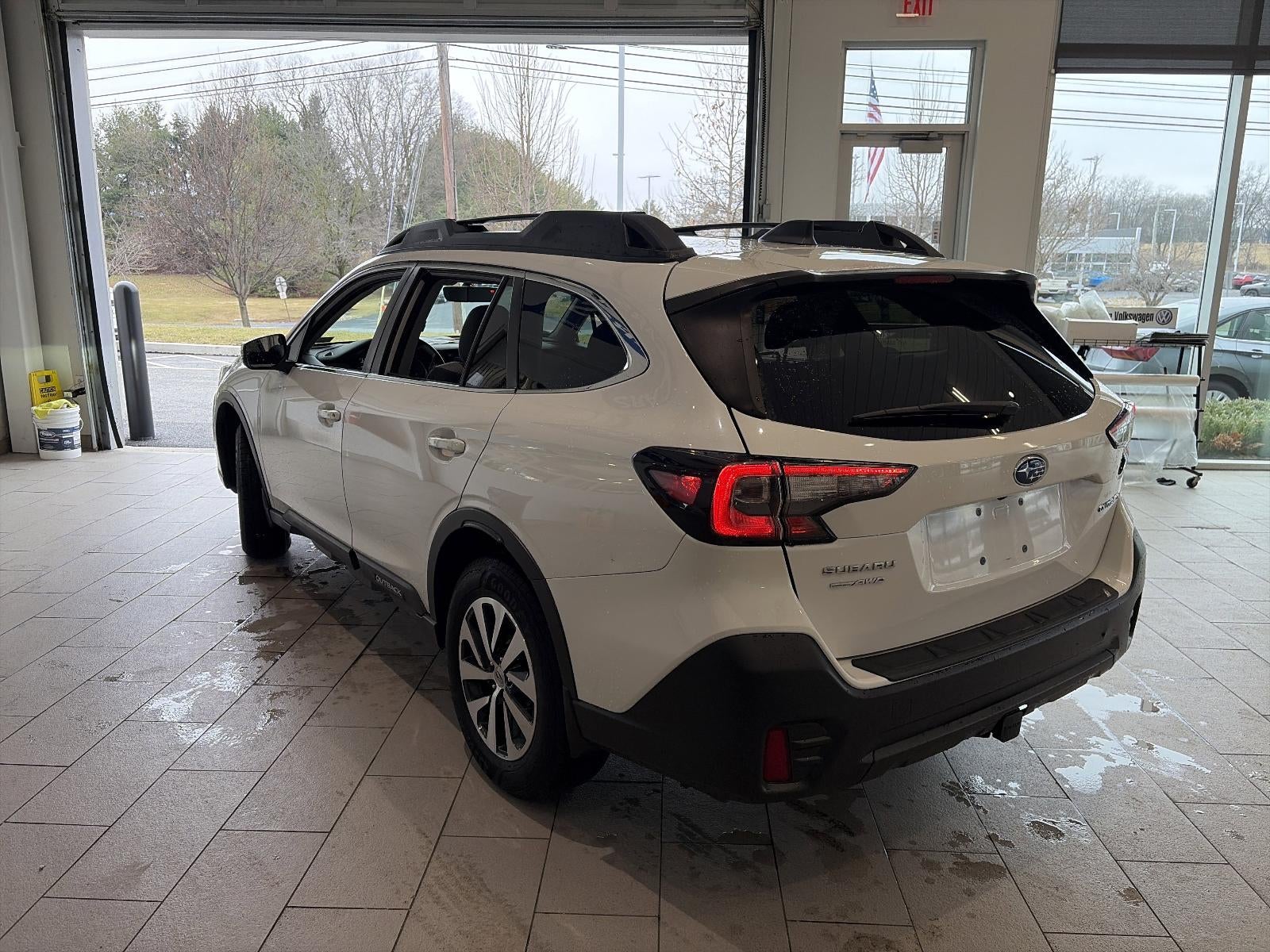 2022 Subaru Outback Premium CVT