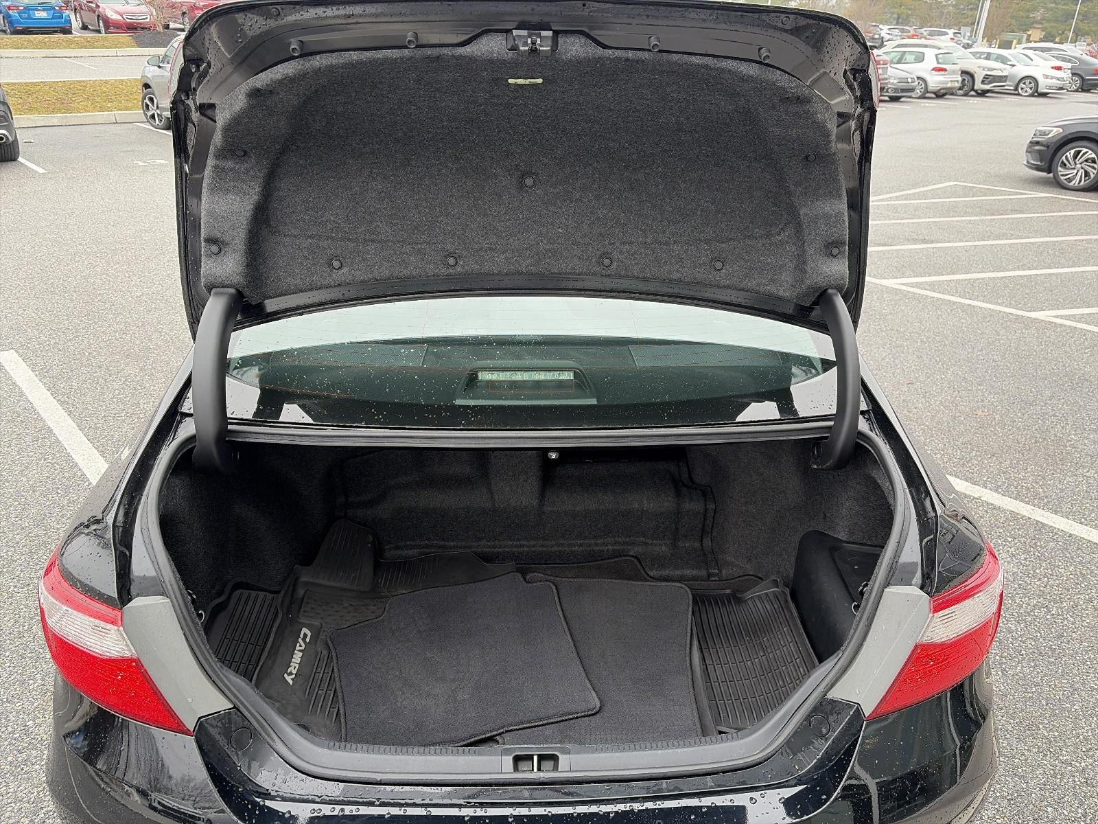 2016 Toyota Camry Hybrid 4dr Sdn XLE (GS)