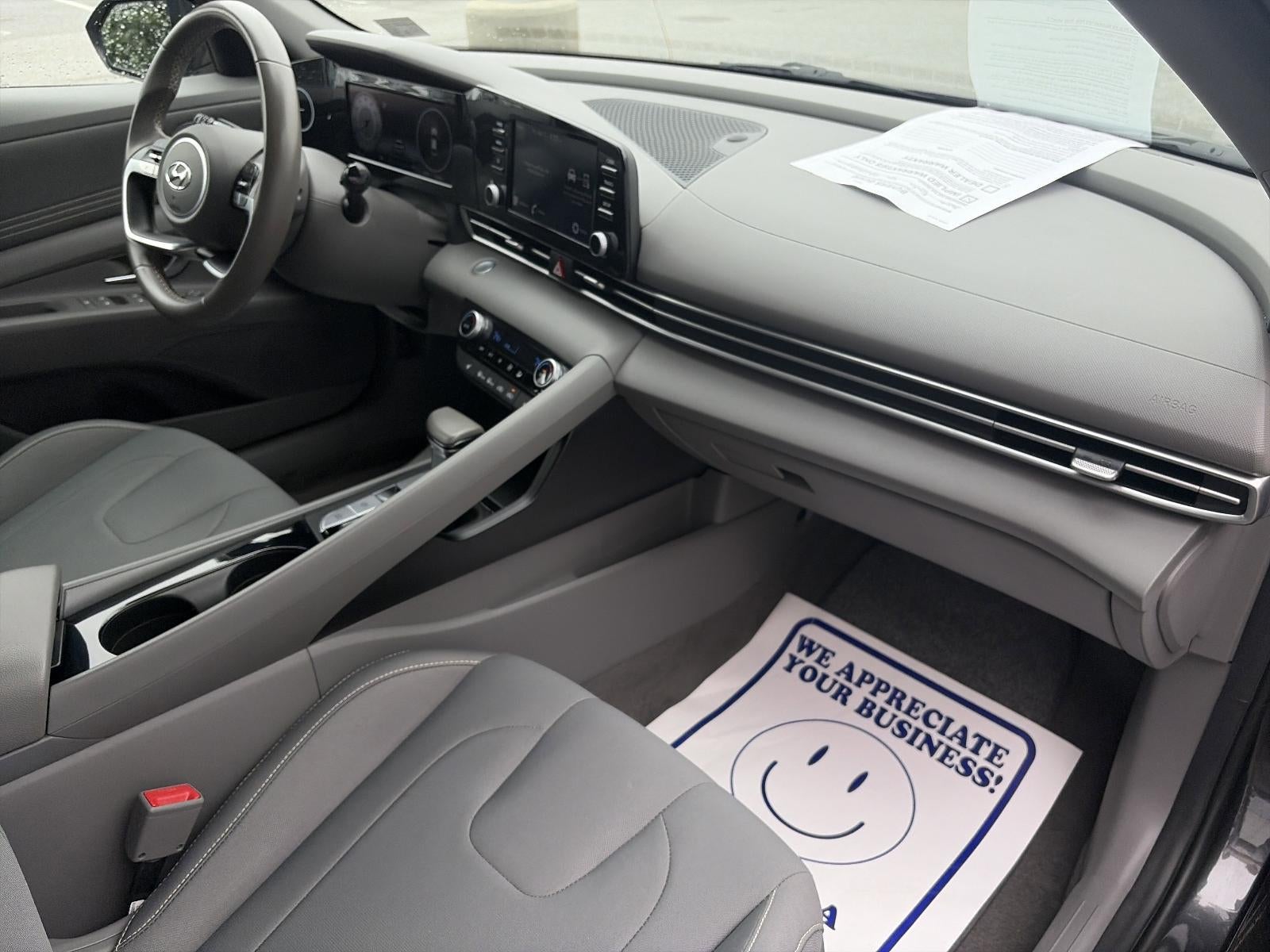 2022 Hyundai ELANTRA SEL IVT