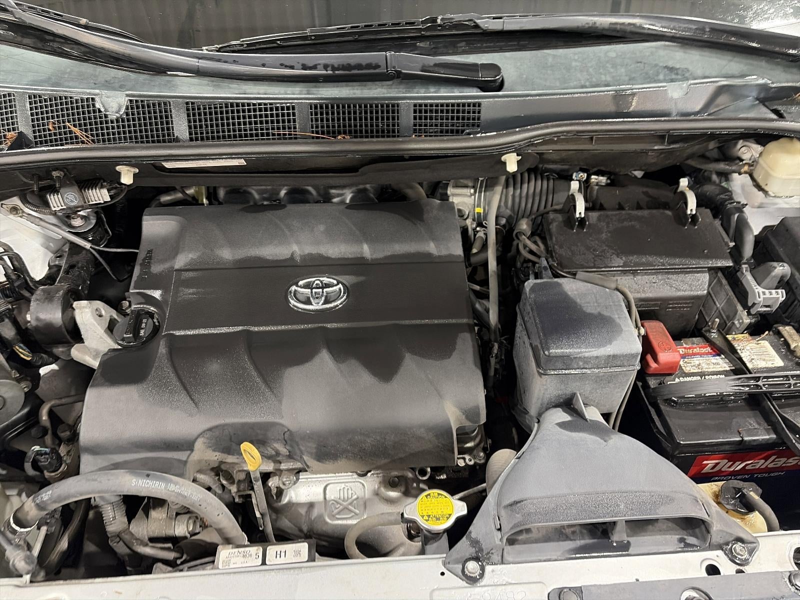 2013 Toyota Sienna 5dr 8-Pass Van V6 SE FWD (Natl)