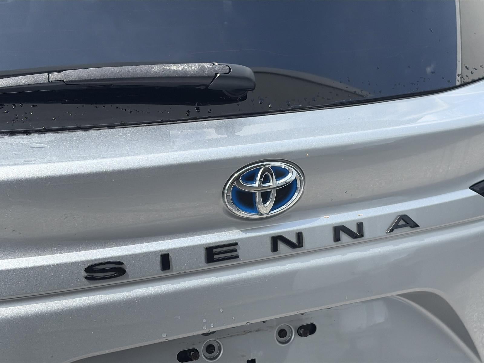 2022 Toyota Sienna XSE AWD 7-Passenger (Natl)