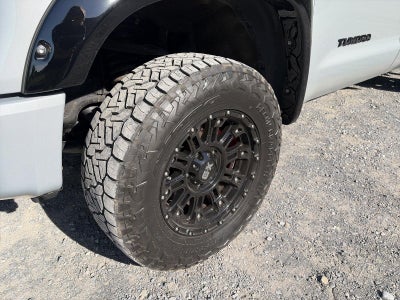 2017 Toyota Tundra 4WD 4WD TRD Pro CrewMax 5.5' Bed 5.7L (Natl)