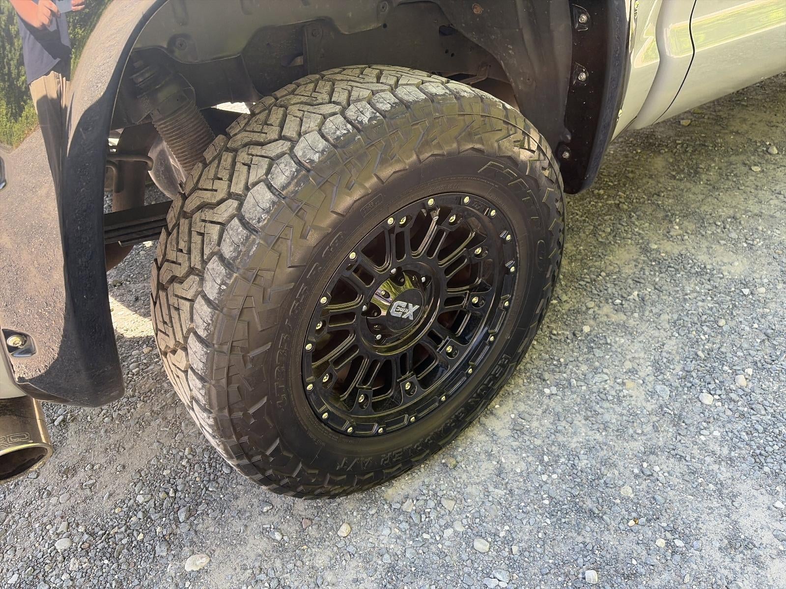 2017 Toyota Tundra 4WD 4WD TRD Pro CrewMax 5.5' Bed 5.7L (Natl)