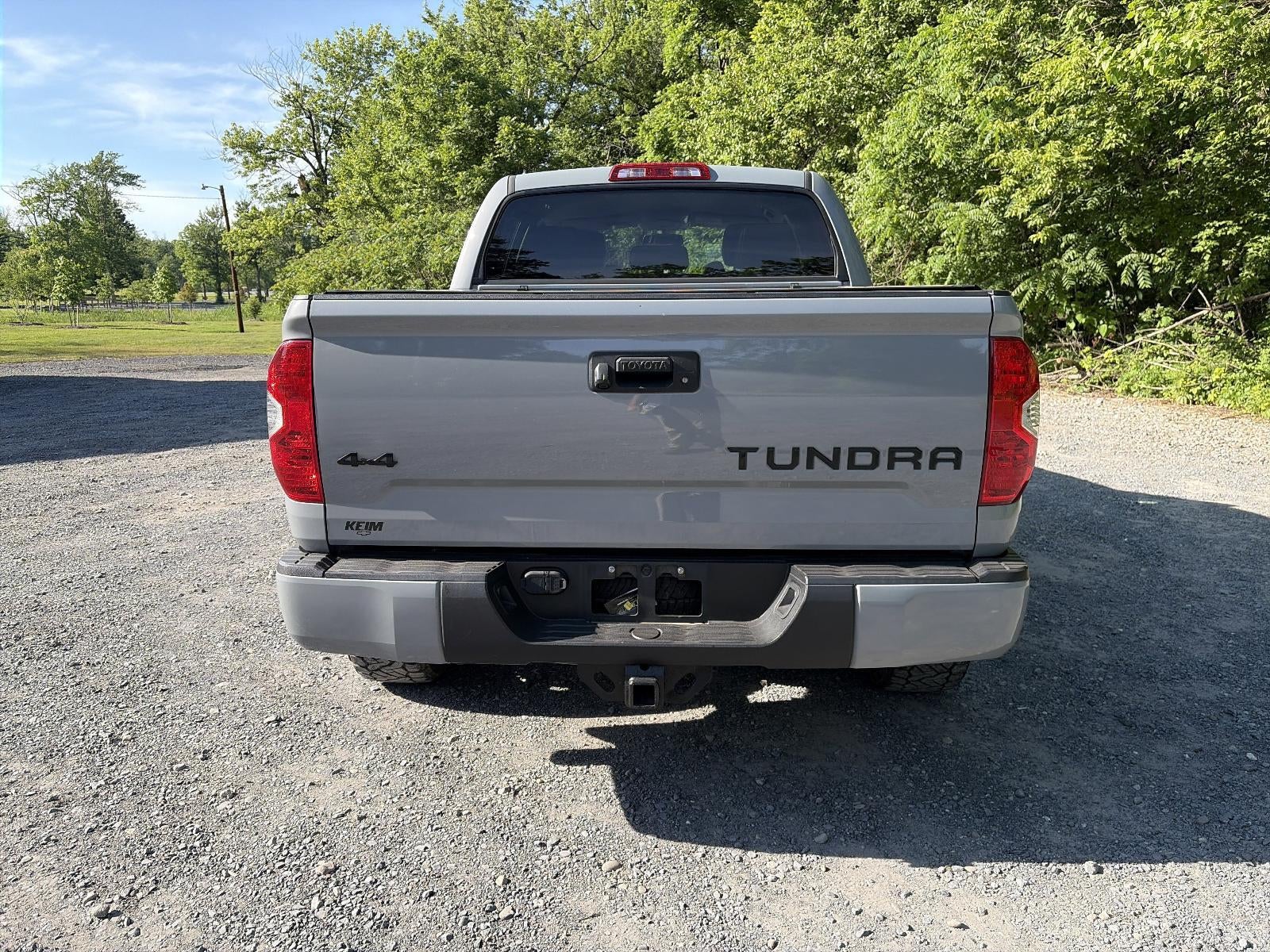 2017 Toyota Tundra 4WD 4WD TRD Pro CrewMax 5.5' Bed 5.7L (Natl)