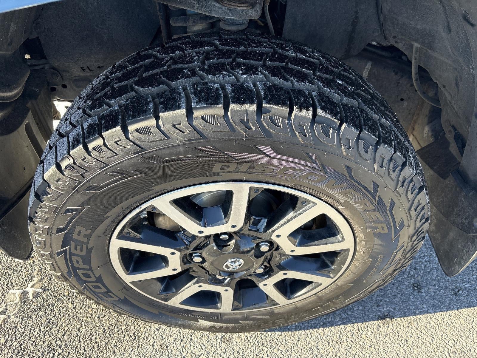 2019 Toyota Tundra 4WD 4WD SR5 Double Cab 6.5' Bed 5.7L (Natl)