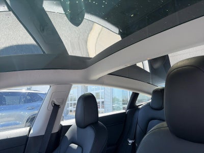 2022 Tesla Model 3 Long Range AWD *Ltd Avail*