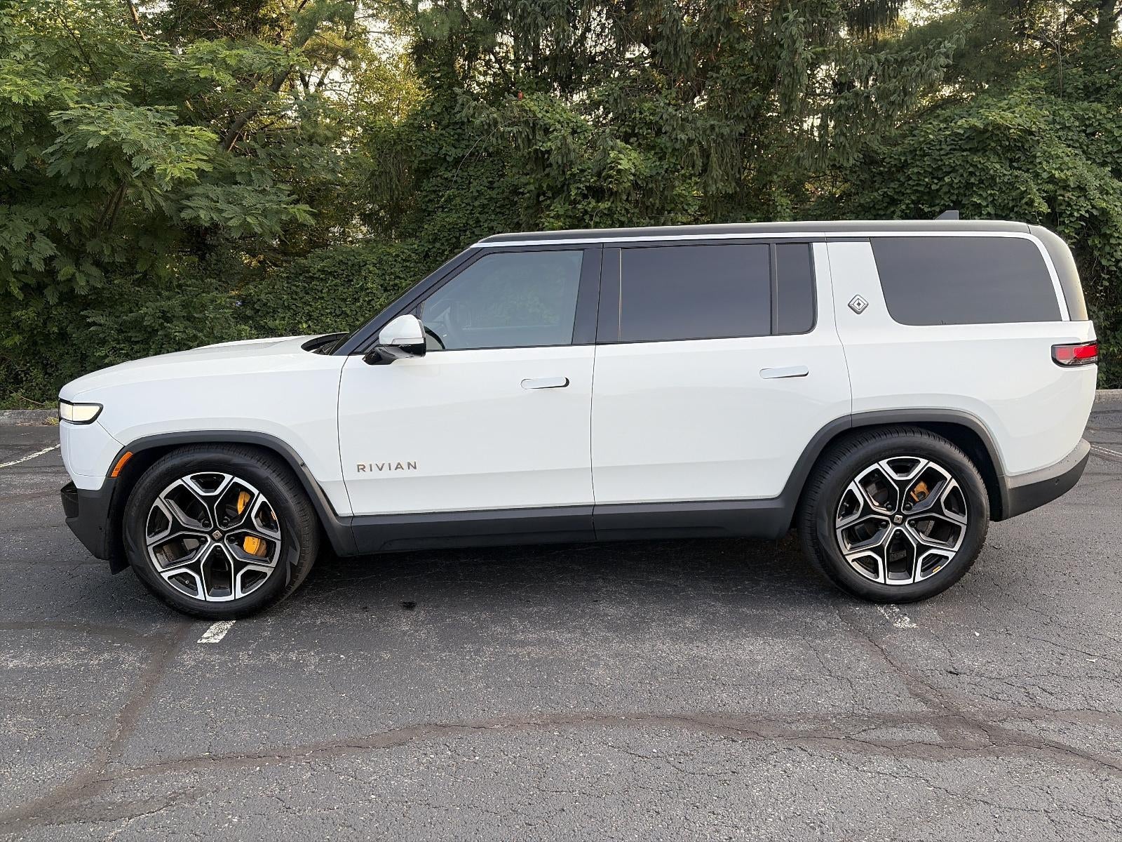 2022 Rivian R1S Launch Edition AWD