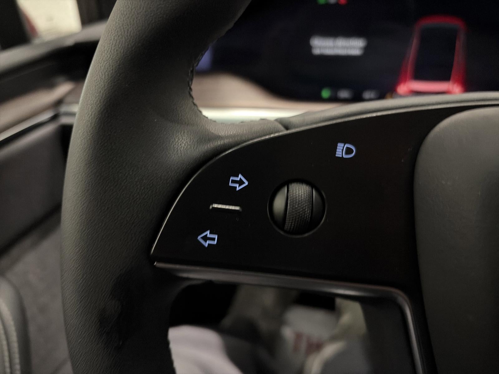 2023 Tesla Model X Standard Range AWD *Ltd Avail*