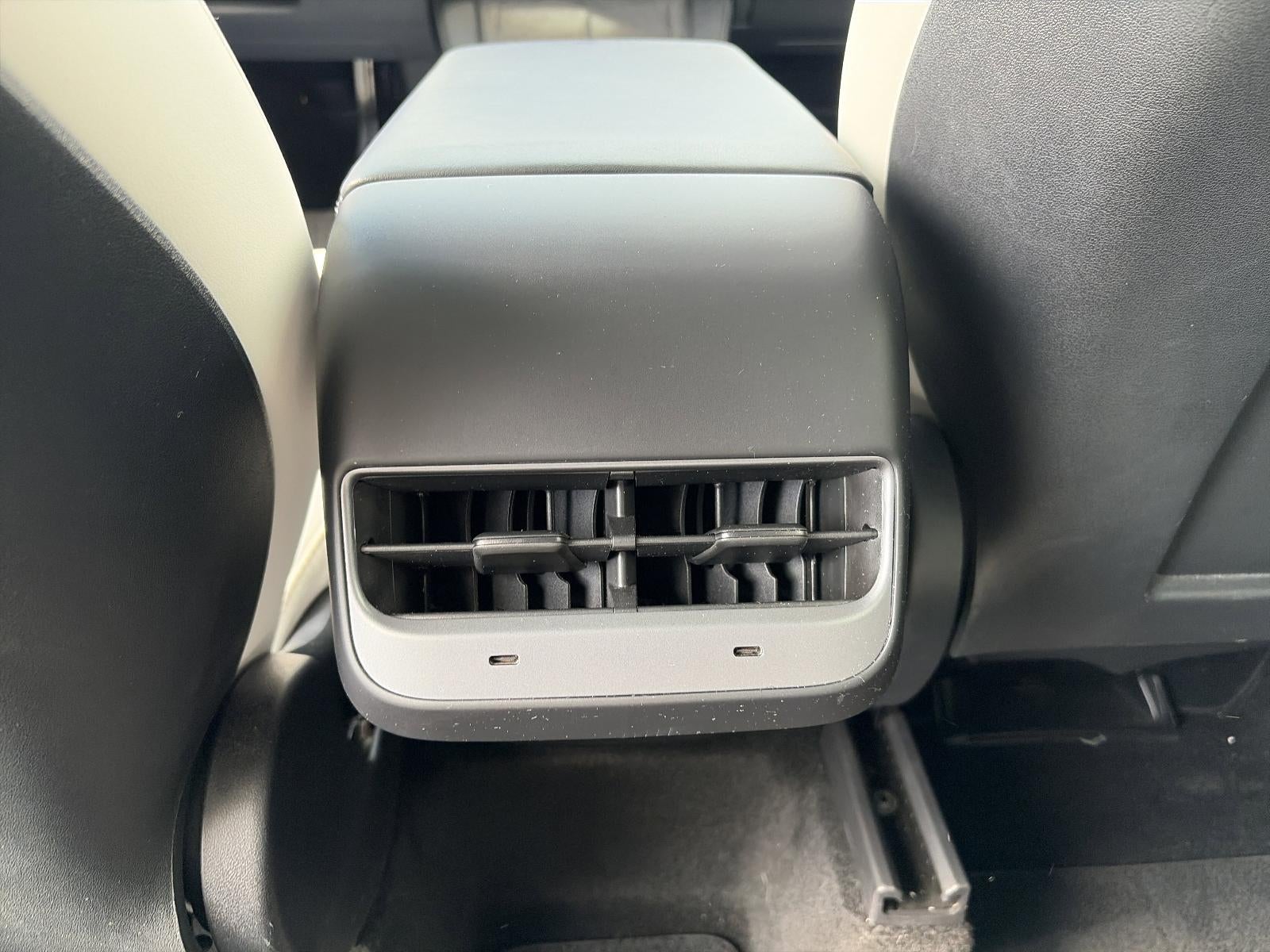 2022 Tesla Model Y Long Range AWD