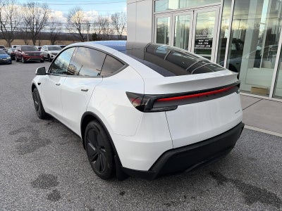 2026 Tesla Model Y AWD