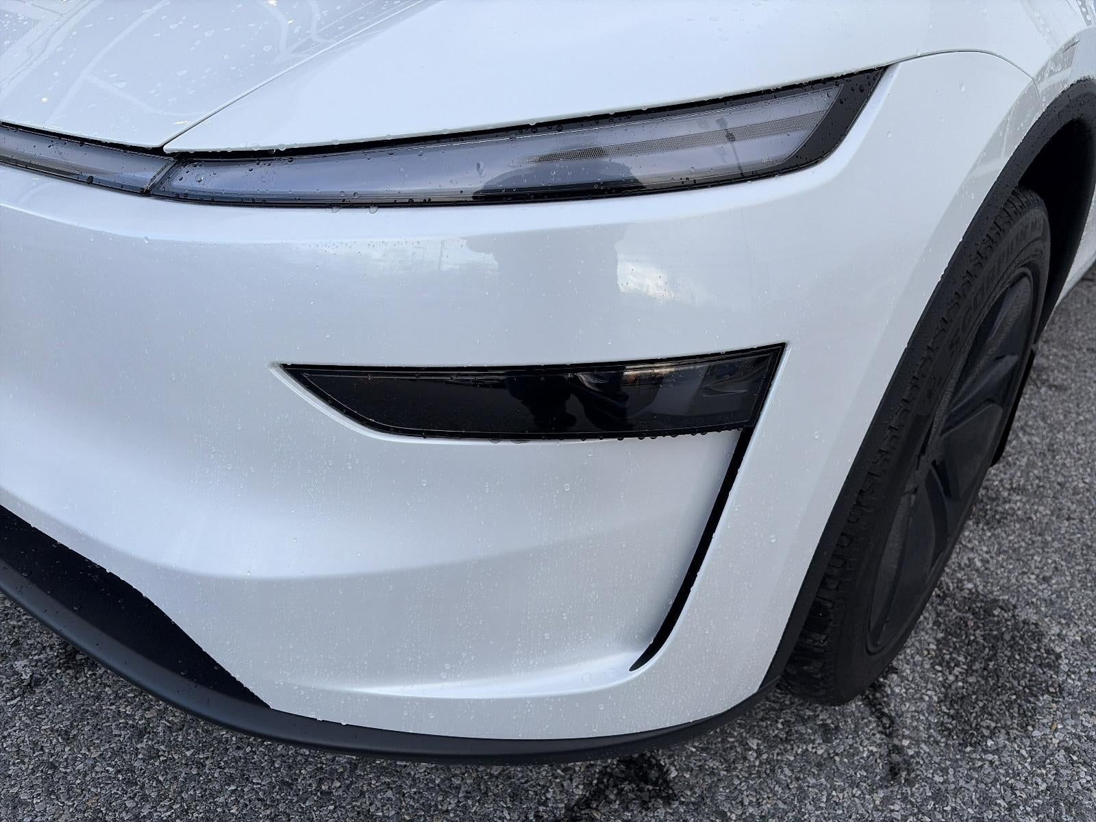 2026 Tesla Model Y AWD