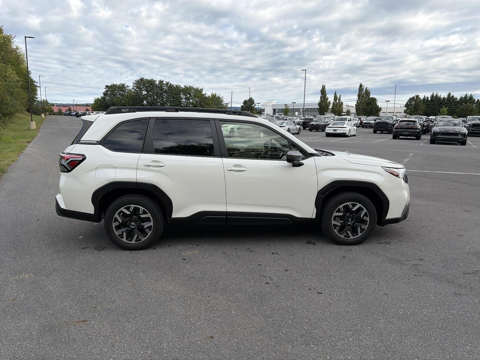 2025 Subaru Forester Premium AWD