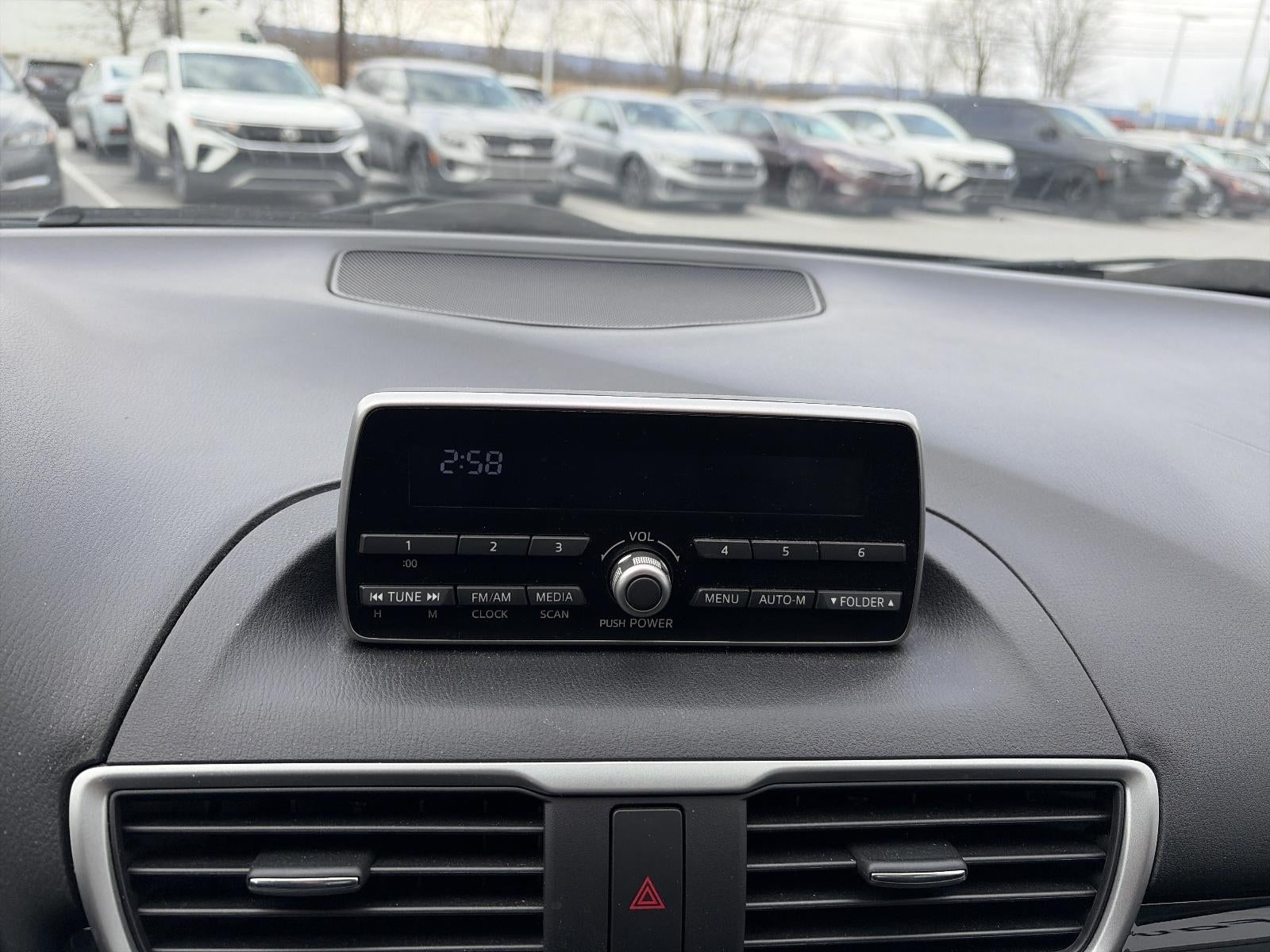 2014 Mazda Mazda3 4dr Sdn Man i Touring