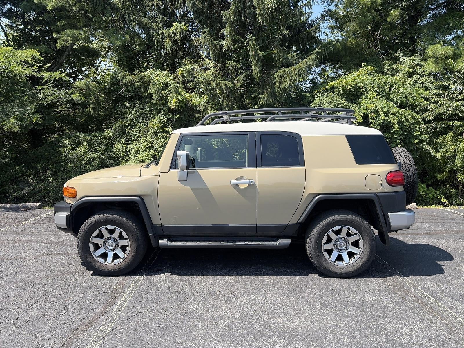 2014 Toyota FJ Cruiser 4WD 4dr Auto (Natl)
