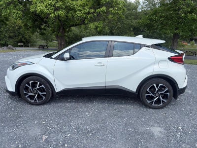 2018 Toyota C-HR XLE FWD (Natl)