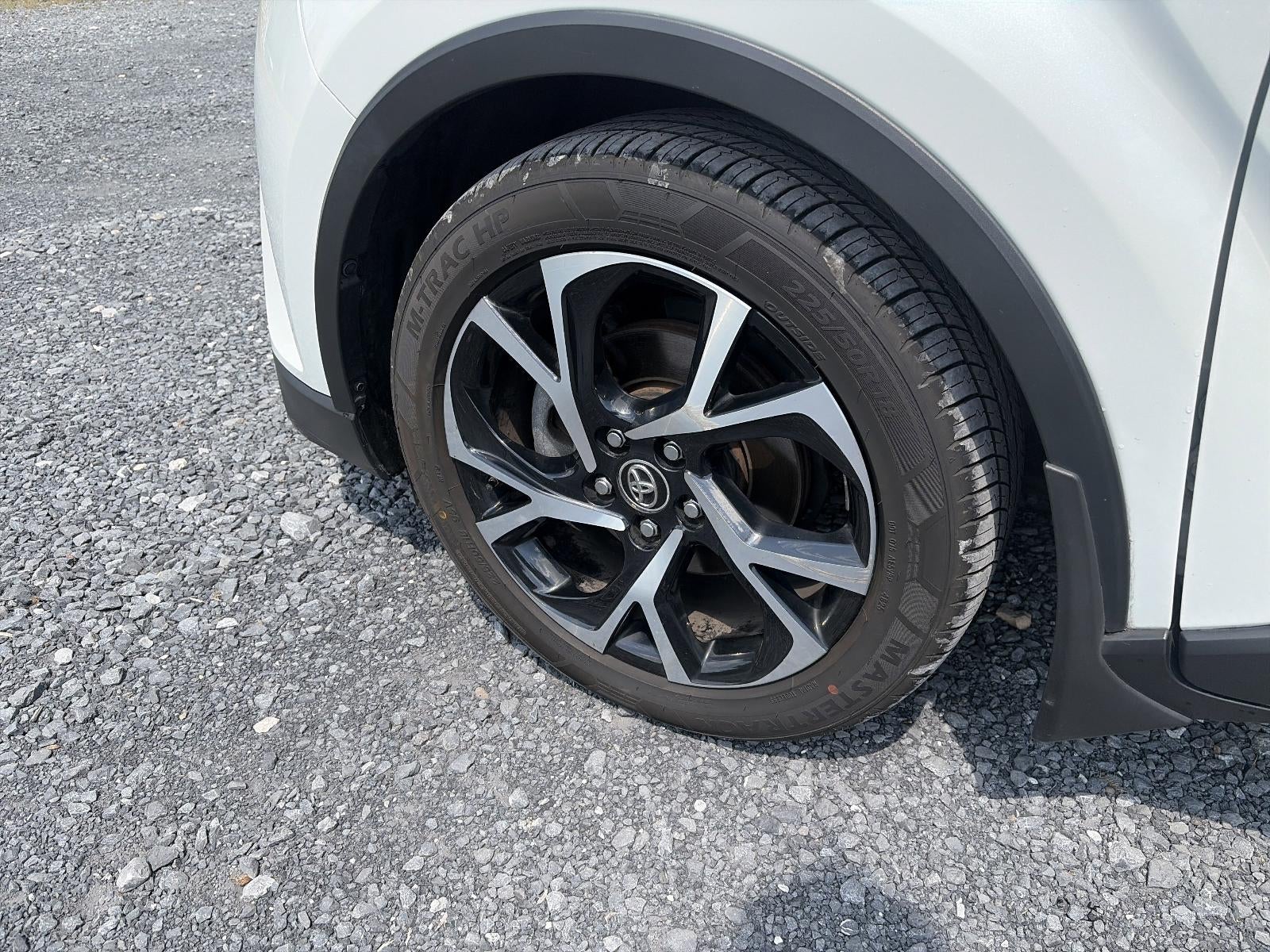 2018 Toyota C-HR XLE FWD (Natl)