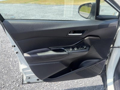 2018 Toyota C-HR XLE FWD (Natl)