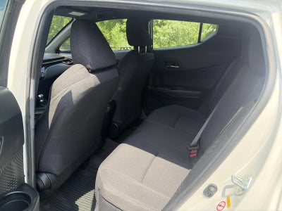 2018 Toyota C-HR XLE FWD (Natl)