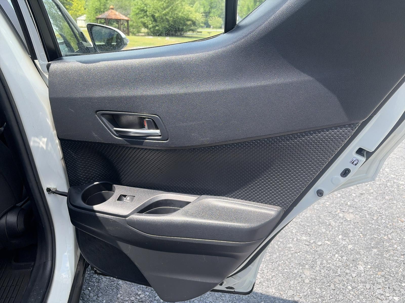 2018 Toyota C-HR XLE FWD (Natl)