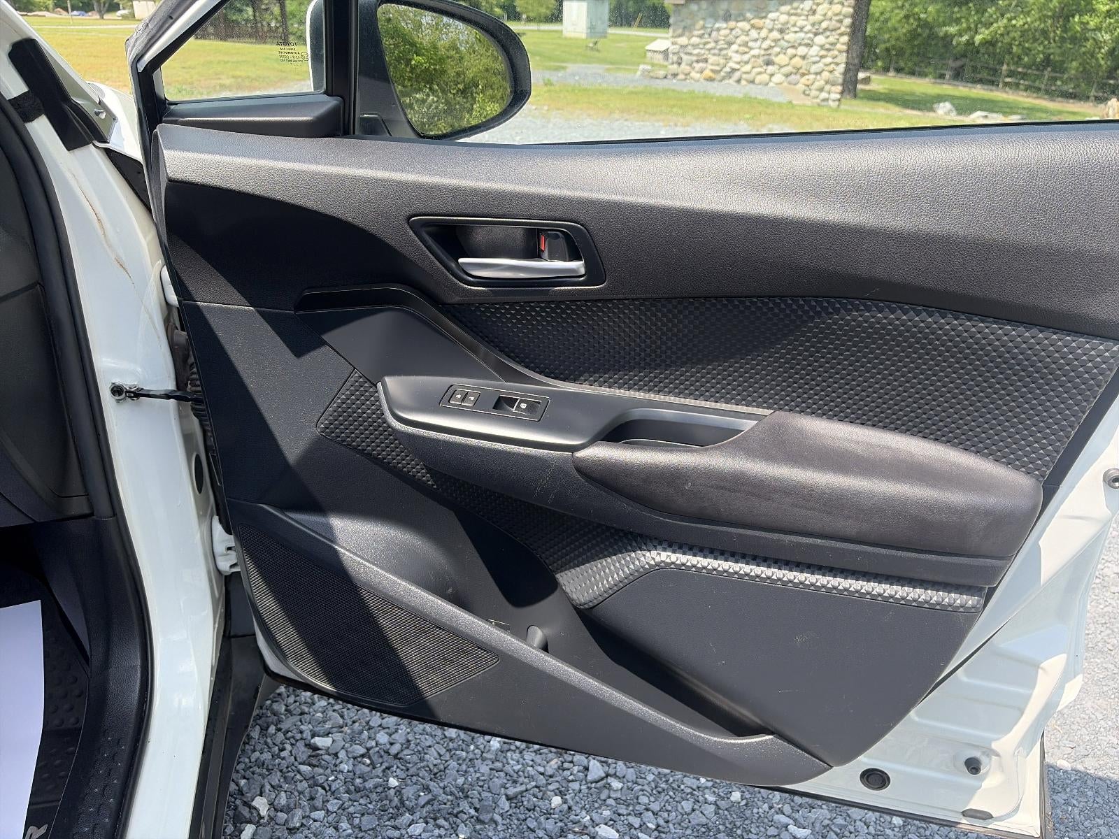 2018 Toyota C-HR XLE FWD (Natl)