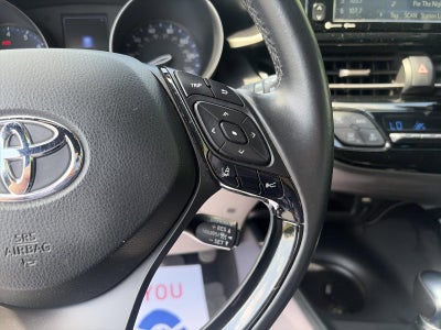 2018 Toyota C-HR XLE FWD (Natl)