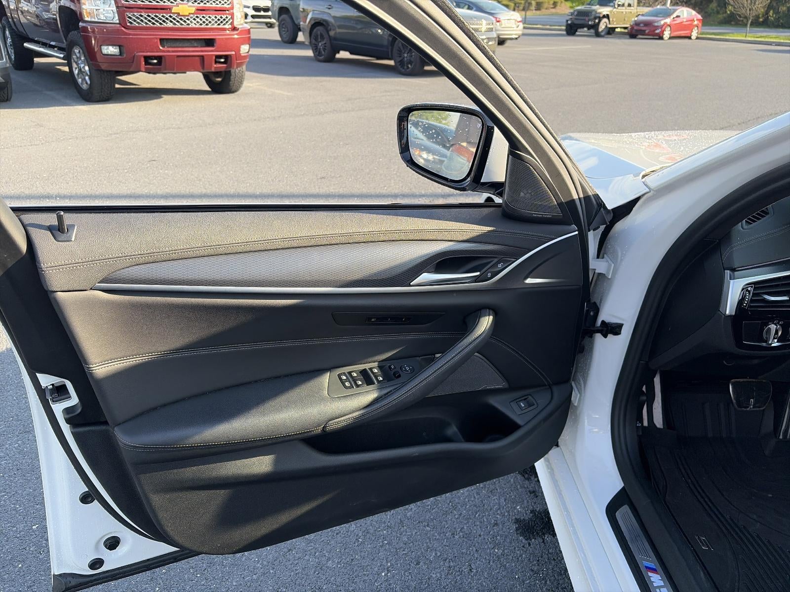 2023 BMW M550i xDrive Sedan