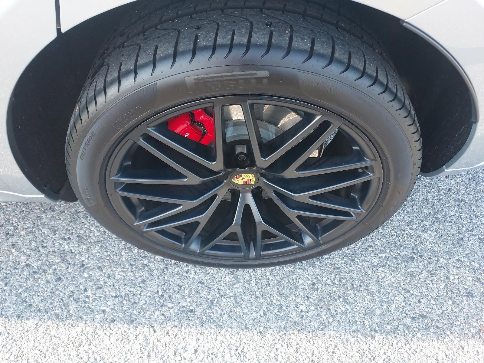 2025 Porsche Macan GTS AWD