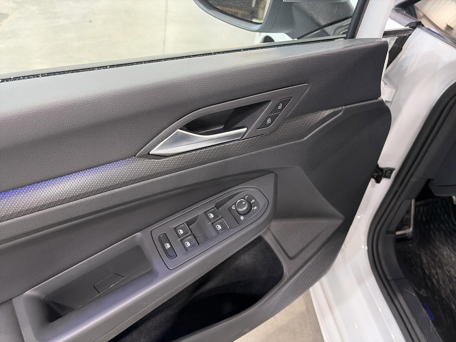 2024 Volkswagen Golf R 2.0T Manual