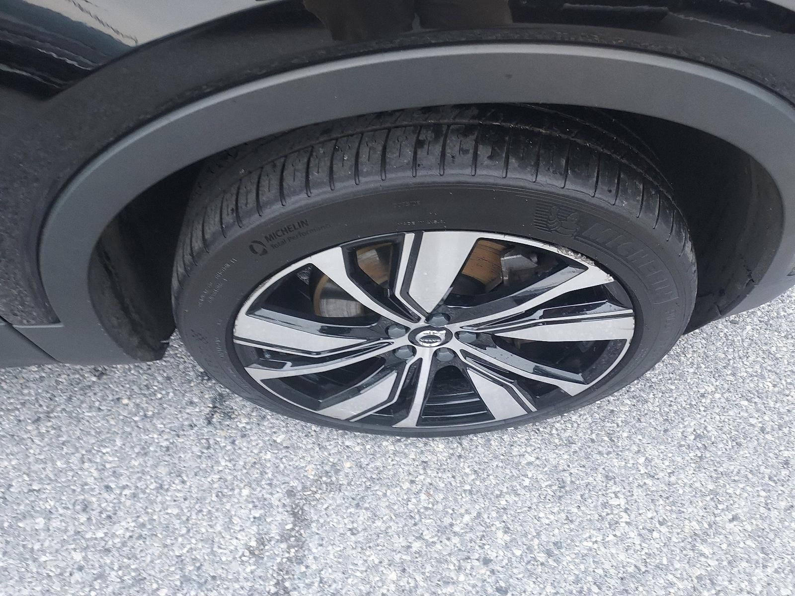 2021 Volvo XC40 Recharge P8 eAWD Pure Electric